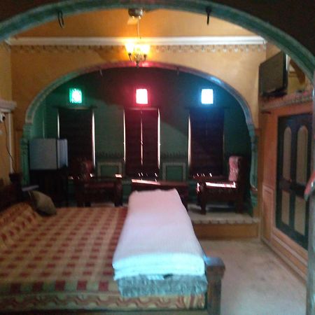 Hotel Radhika Haveli, Mandawa Mandāwa Екстериор снимка