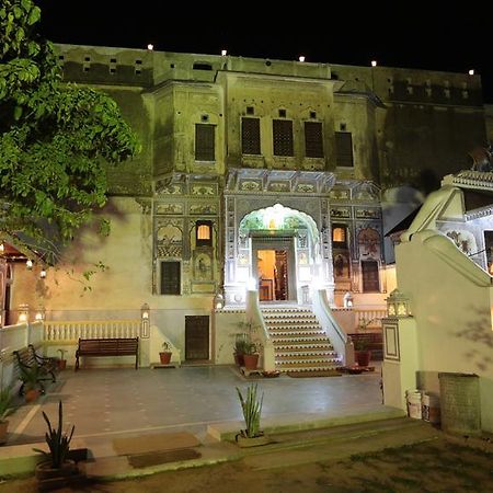 Hotel Radhika Haveli, Mandawa Mandāwa Екстериор снимка