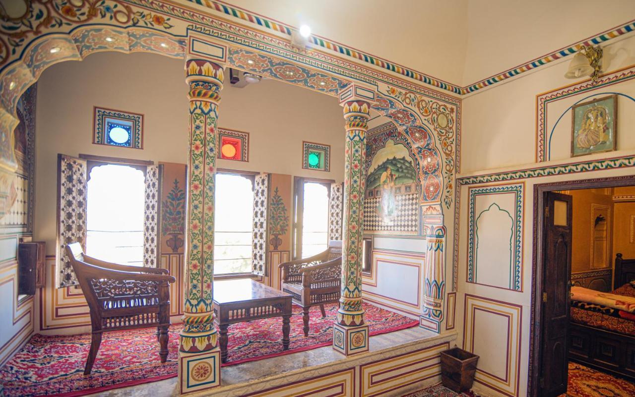 Hotel Radhika Haveli, Mandawa Mandāwa Екстериор снимка