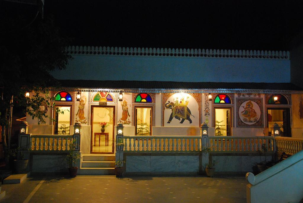 Hotel Radhika Haveli, Mandawa Mandāwa Екстериор снимка