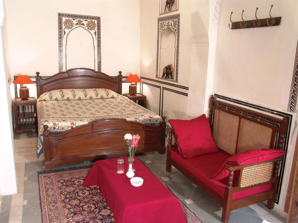 Hotel Radhika Haveli, Mandawa Mandāwa Екстериор снимка