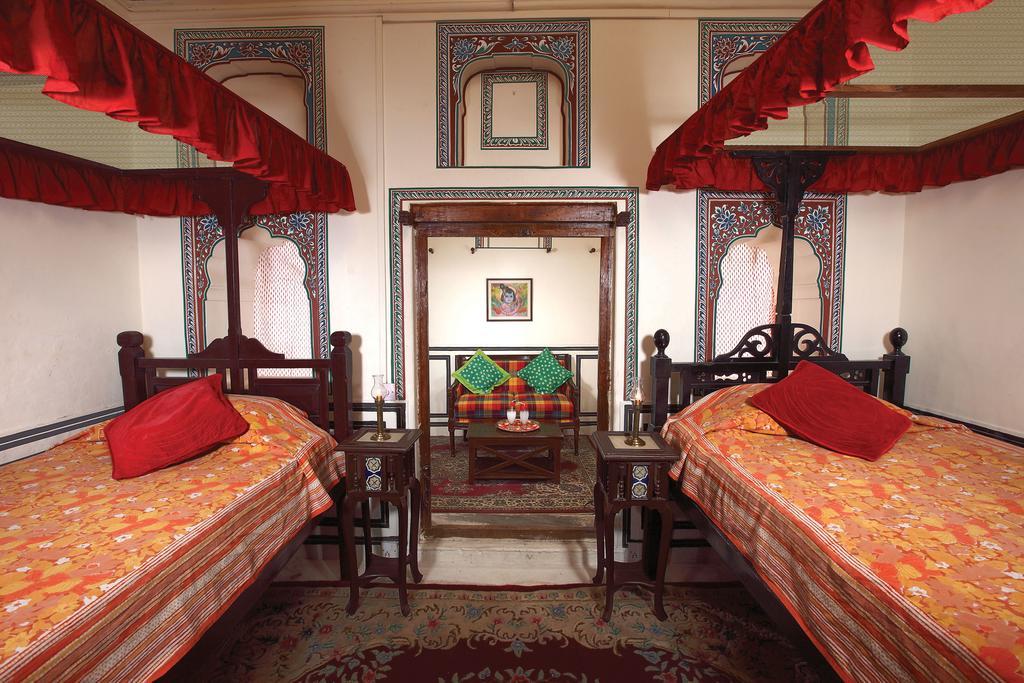 Hotel Radhika Haveli, Mandawa Mandāwa Екстериор снимка