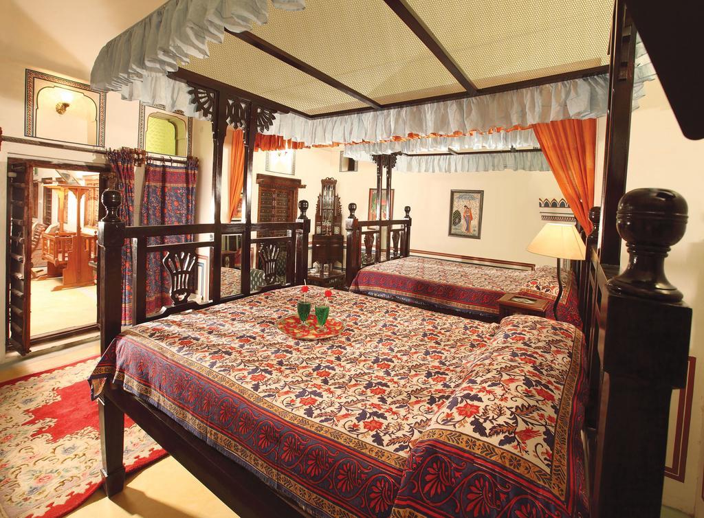 Hotel Radhika Haveli, Mandawa Mandāwa Екстериор снимка